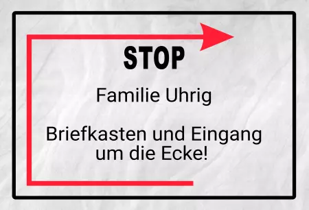 Hinweis Briefkasten um die Ecke Bild